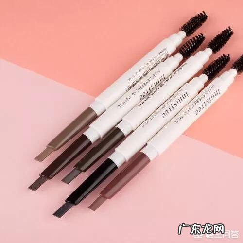 用眉粉、眉笔和眉胶画眉时,应该如何做选择?