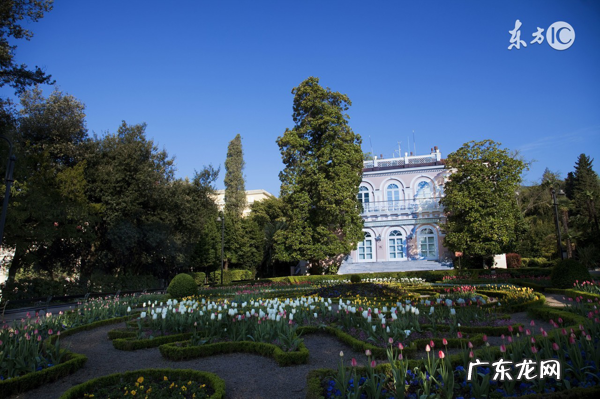 居家风水学告诉你,香港富豪为何喜欢半山豪宅? 半山坡上的房子风水