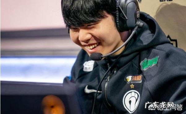 S9全明星投票开始,theshy高居LPL第二,Uzi的票数第一,小虎依旧上榜,你怎么看?