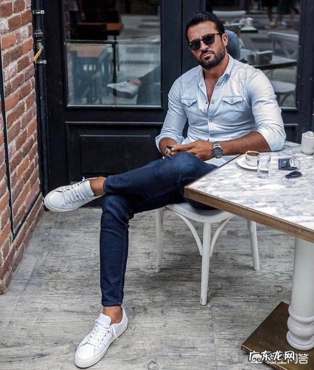 男士应该如何选购适合自己的衬衫?