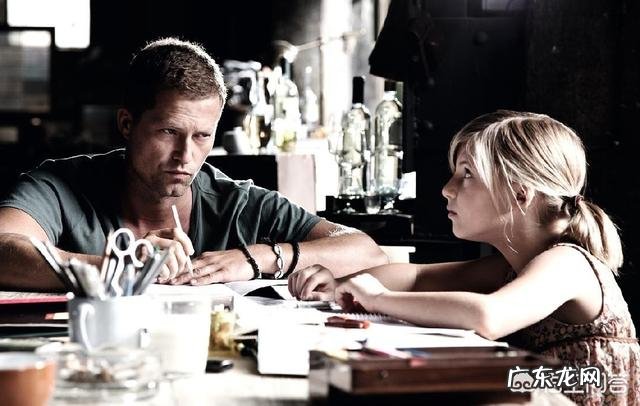 你觉得《红酒烩鸡》这部电影好看吗?