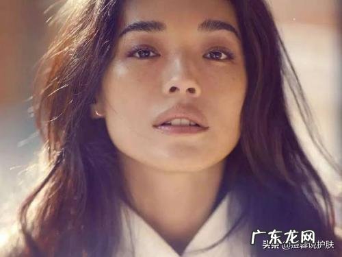 大家觉得长雀斑是不是很丑?