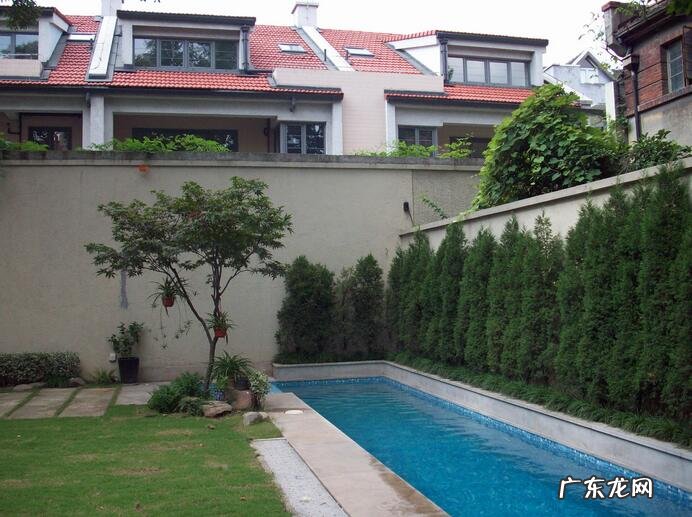 带游泳池的房子 房子望泳池风水好吗
