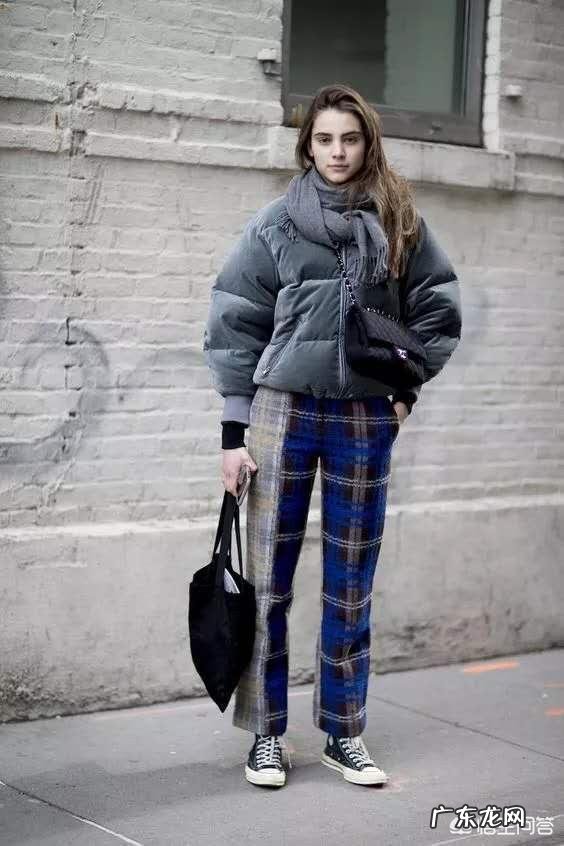 冬季羽绒服,有哪些非常时尚的平底鞋可以搭配?