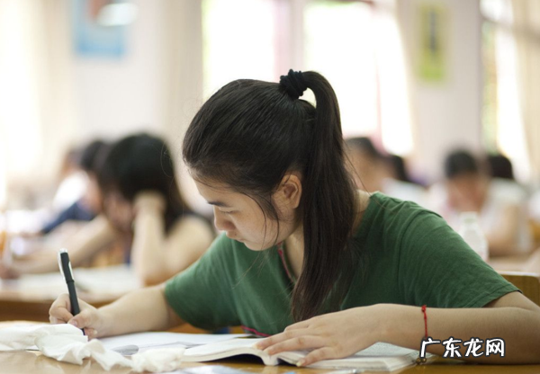 英语四级考试多少分过 今年英语四级多少分过关