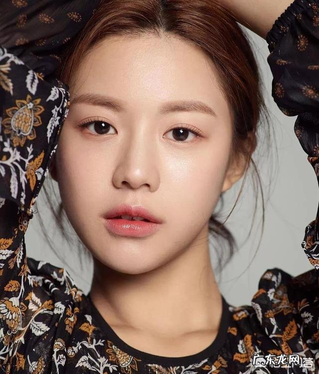 现在流行哪些妆容?