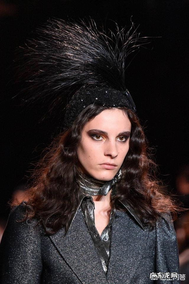 现在流行哪些妆容?