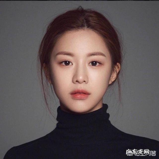 现在流行哪些妆容?