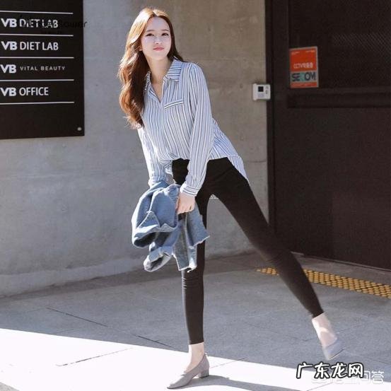 矮个子女生在不穿高跟鞋的情况下,怎样穿衣搭配显高?