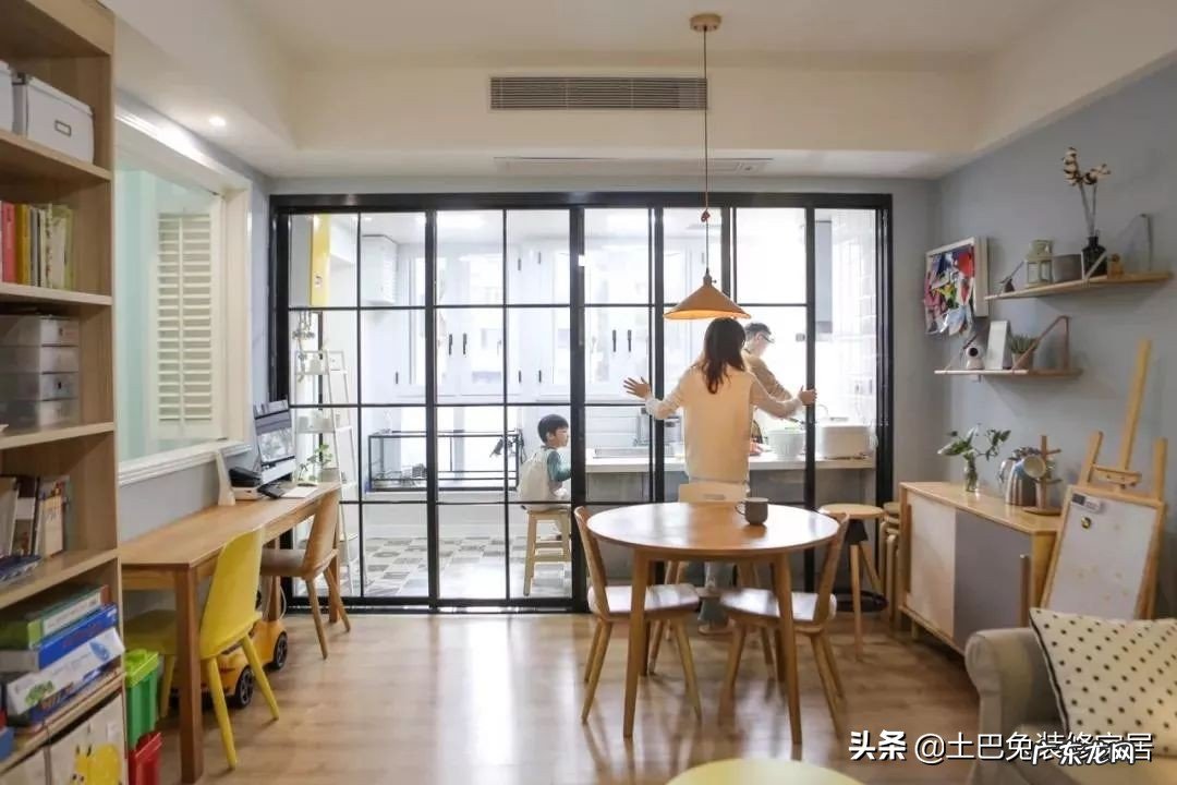 买到这种暗厨房，房子都不想要了！幸好设计师教我4招，巧妙解决 厨房比较暗风水怎么样