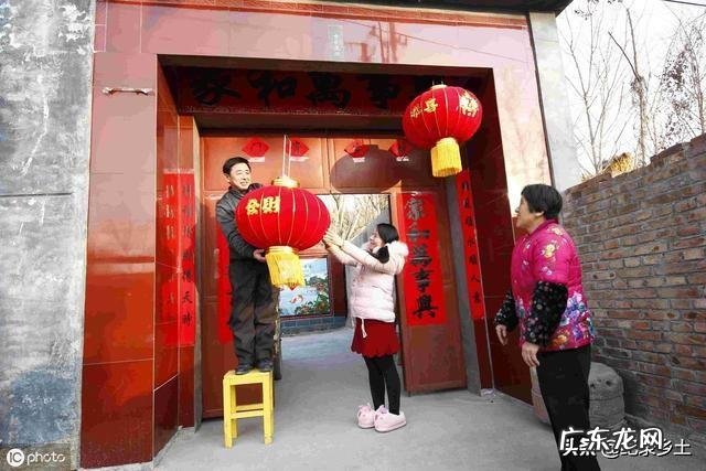 农村老人常说的四大厉害,“娘娘葱,独头蒜,仰头女,低头汉”指的是哪些?有什么道理?