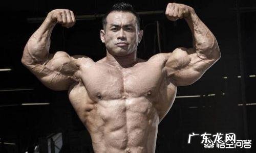 肱二头肌练不大,手臂不够粗,怎样改善自己的训练方法比较好?