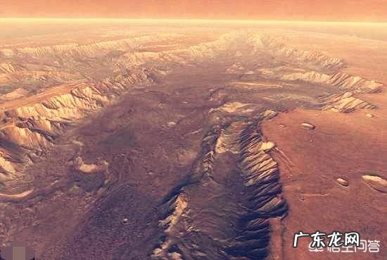 木卫二的水比地球还多,在它上面安装发动机,再把它推向火星,能创造出第二个地球吗?为什么?