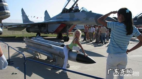 导弹是锁定目标对其进行打击的,为什么还要区分为地空、空空、空地、反舰等种类呢?