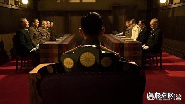 日本投降的时候,在日本出现了怎样的场景?