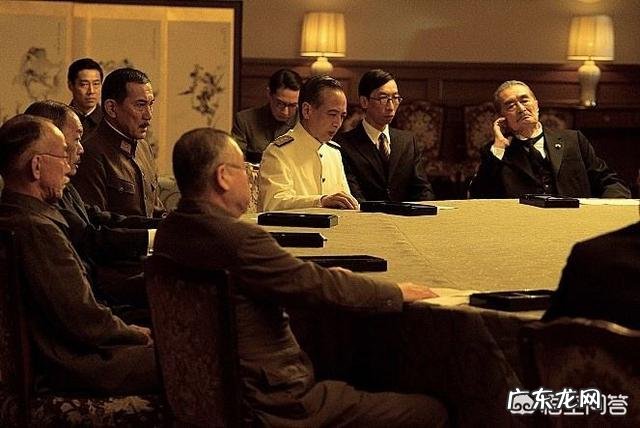 日本投降的时候,在日本出现了怎样的场景?