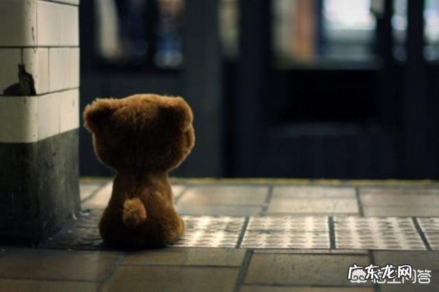 不爱和别人说话怎么办？