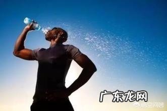 早上起床,空腹去运动好吗?