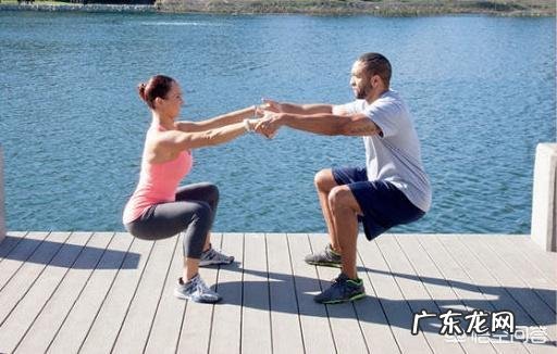 一天做一百个下蹲,一个月后会怎么样?