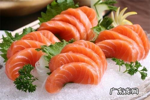 给金毛吃什么毛发能变亮,金毛美毛能吃什么?金毛吃牛油果毛色会变亮吗?