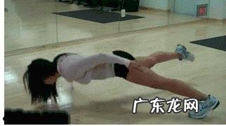 俯卧撑真的可以锻炼出胸肌吗?