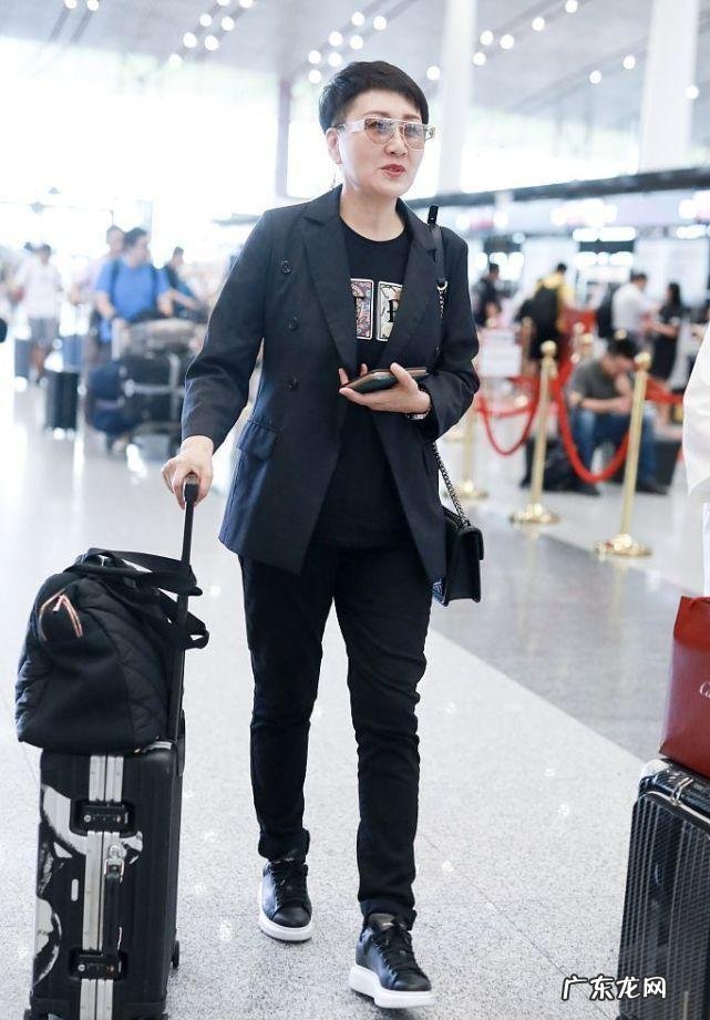 墨绿色窗帘风水好吗 墨绿色的内衣