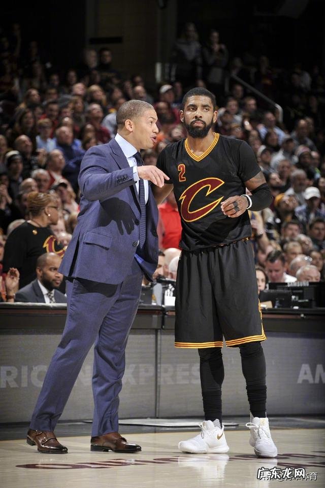 哪个球员让篮网教练滚蛋的,球队表现最近还可以啊,突然被卸任了?