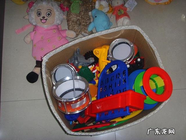 把旧玩具送人,真的是教育孩子最好的方式吗?