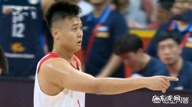 中国男篮艰难战胜韩国,赵睿疑似垫脚你怎么看?