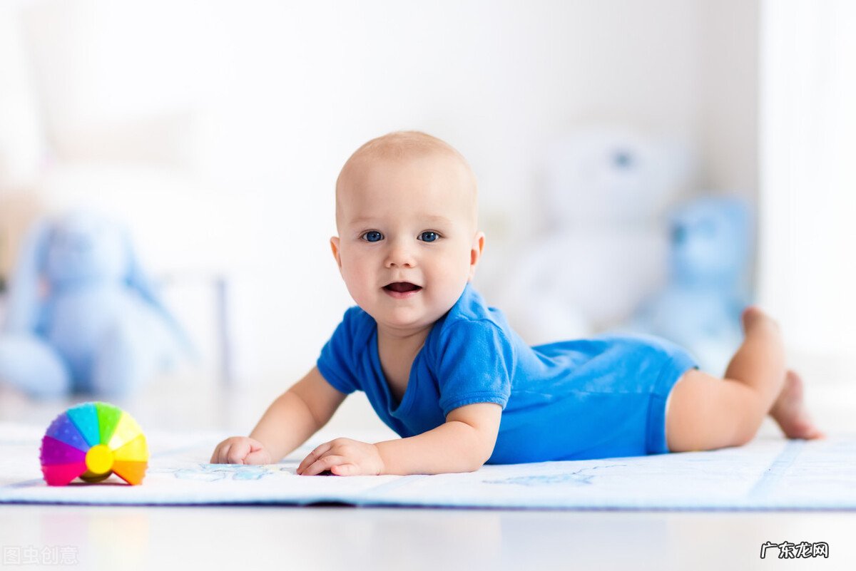 5个半月的宝宝发育标准 五个月的宝宝早教应该教什么