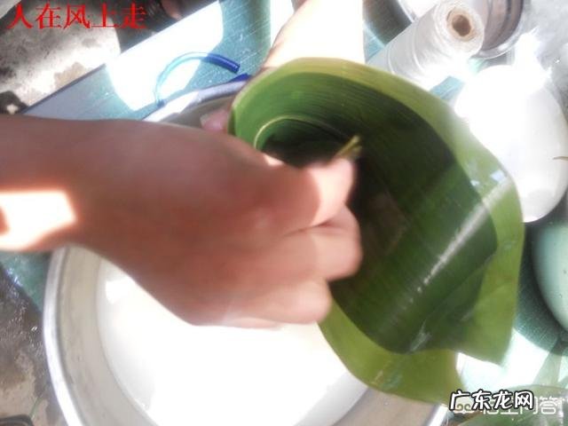 包好的粽子需要煮多久能出锅?肉粽子的肉需要提前煮熟吗?