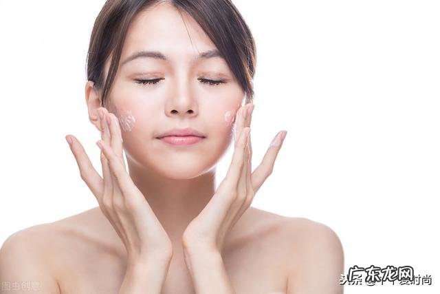 早上和晚上的具体护肤步骤应该有哪些?两者又有什么差别?