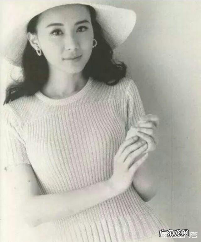 早上和晚上的具体护肤步骤应该有哪些?两者又有什么差别?