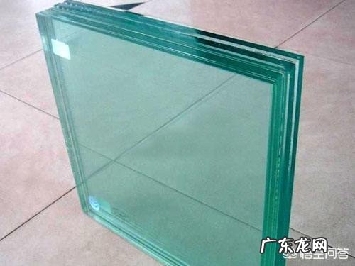 淋浴房玻璃自爆真可怕,装修业主怎样正确选择淋浴房?