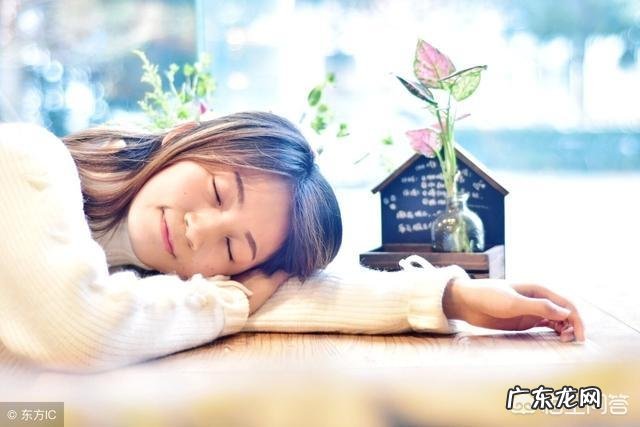 有没有适合女生珍藏的朋友圈经典句子？