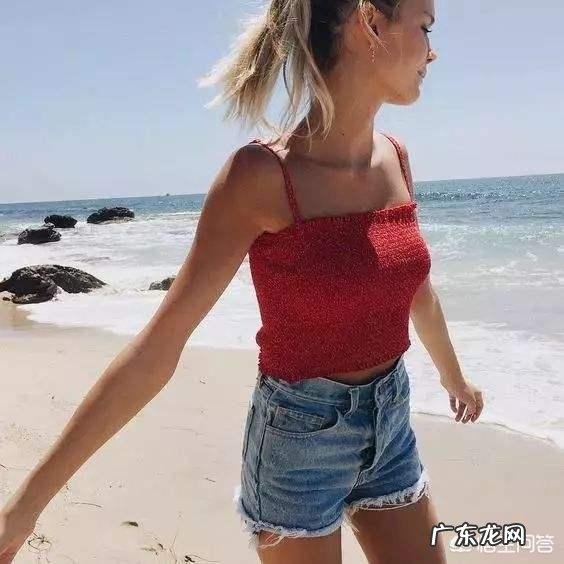 夏天吊带衫、背心怎么搭配比较好?