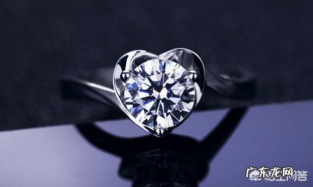 元旦求婚，送什么钻戒好？