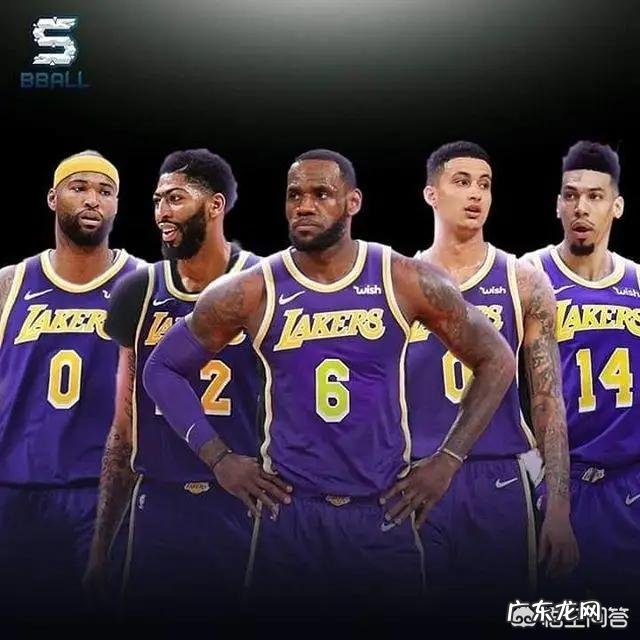 湖人新赛季的首发与替补阵容,如果你是主教练你怎么排?