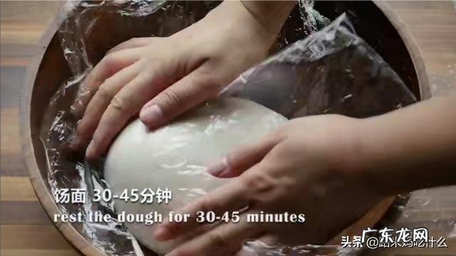 肉夹馍的面怎么和好?