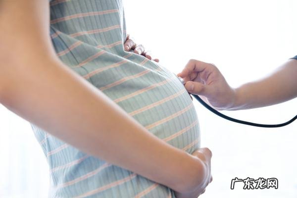 羊水过少的定义 羊水少怎么办是什么原因造成的