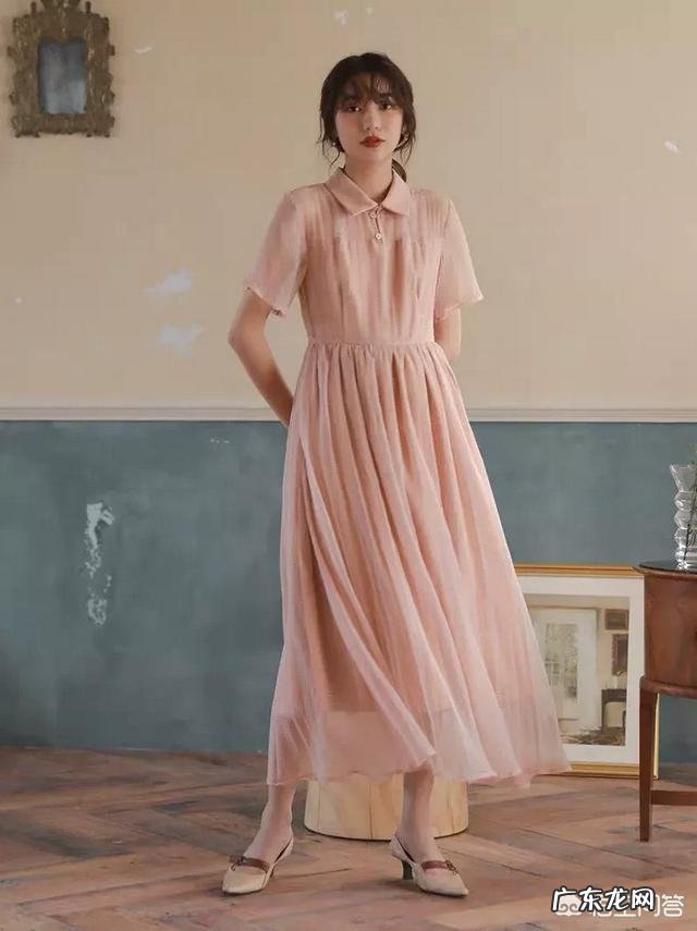 春夏有什么好看的粉色高腰连衣裙推荐?