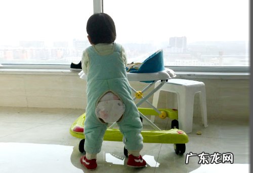 0一12月婴儿发育标准表 婴儿0一12个月发育表婴