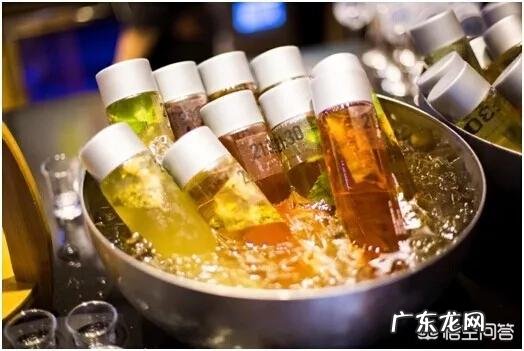 喜茶为什么这么火,尝过后发觉也就那样,难不成会成为中国版的“星巴克”?