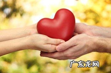 有没有给女朋友空间有爱的留言 ？不喜欢太肉麻的 大神求助QAQ？