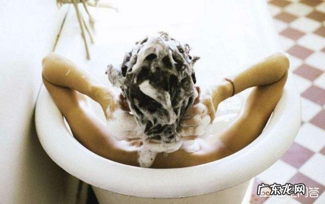 洗发水是怎样修复头发的?