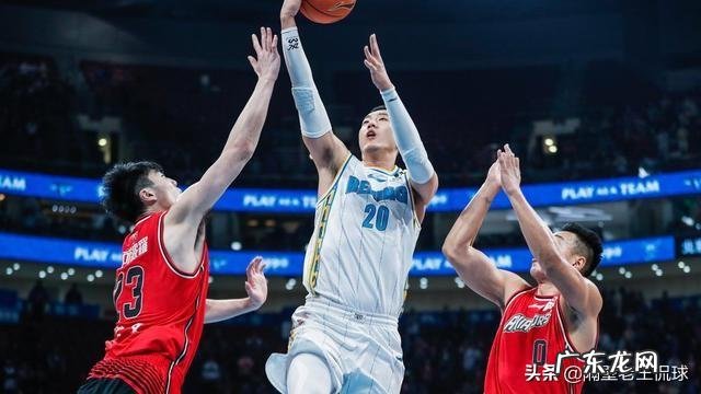 林书豪回归首钢主场击败深圳，如何评价林书豪对于首钢攻防转换的作用？