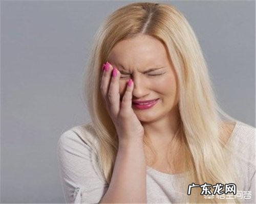 抑郁症怎么治疗?有哪些需要注意的问题?