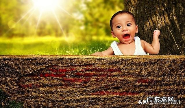 都说小孩子一岁到两岁之间,会迎来第一个叛逆期,请问是真有这个说法吗?