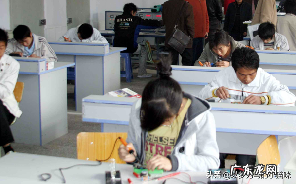 十大就业前景好的行业 十大热门专业好就业