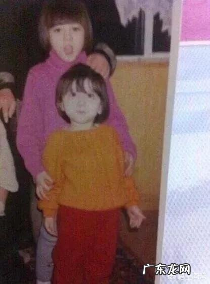 迪丽热巴也有非主流时期,妩媚浮夸的大浓妆自拍你觉得如何?